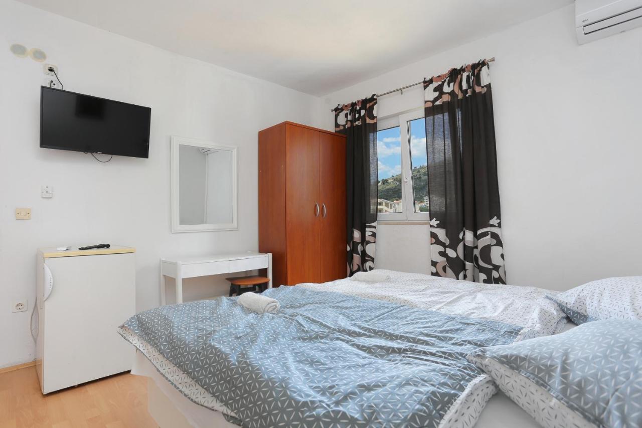 Apartment Tucepi 2676B Εξωτερικό φωτογραφία